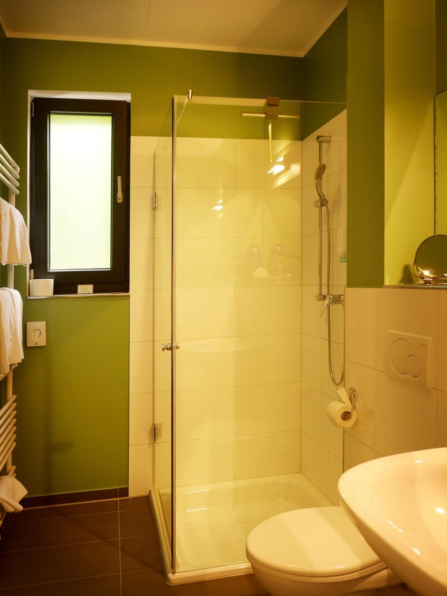 Trafohaus Am Kaiserbahnhof Brühl Kamer foto